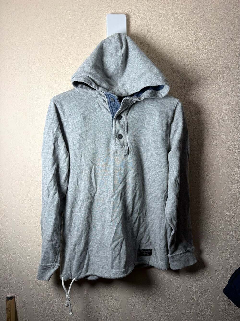 Abercrombie & Fitch Men's Grey Lightweight Henley Hooded Pullover Shirt